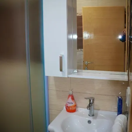 Aparthotel Prenociste 