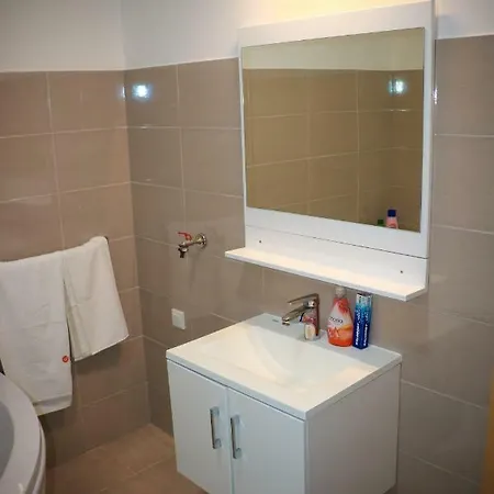 Aparthotel Prenociste 
